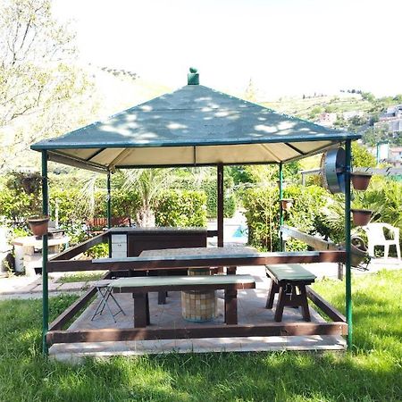 Cerseto 2 Acomodação com café da manhã Santa Domenica Talao Exterior foto